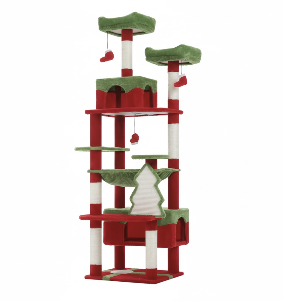 Arbre à chat forêt enchantée