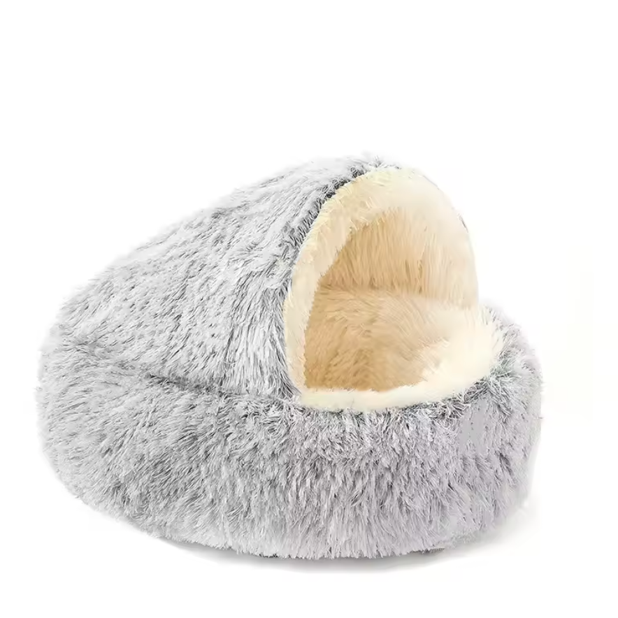 Panier en peluche avec toit intégré